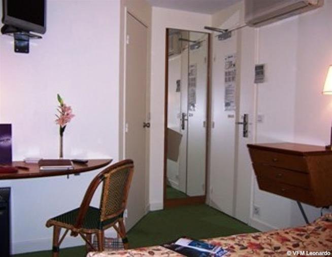 Hotel Le Montana Paris Room photo